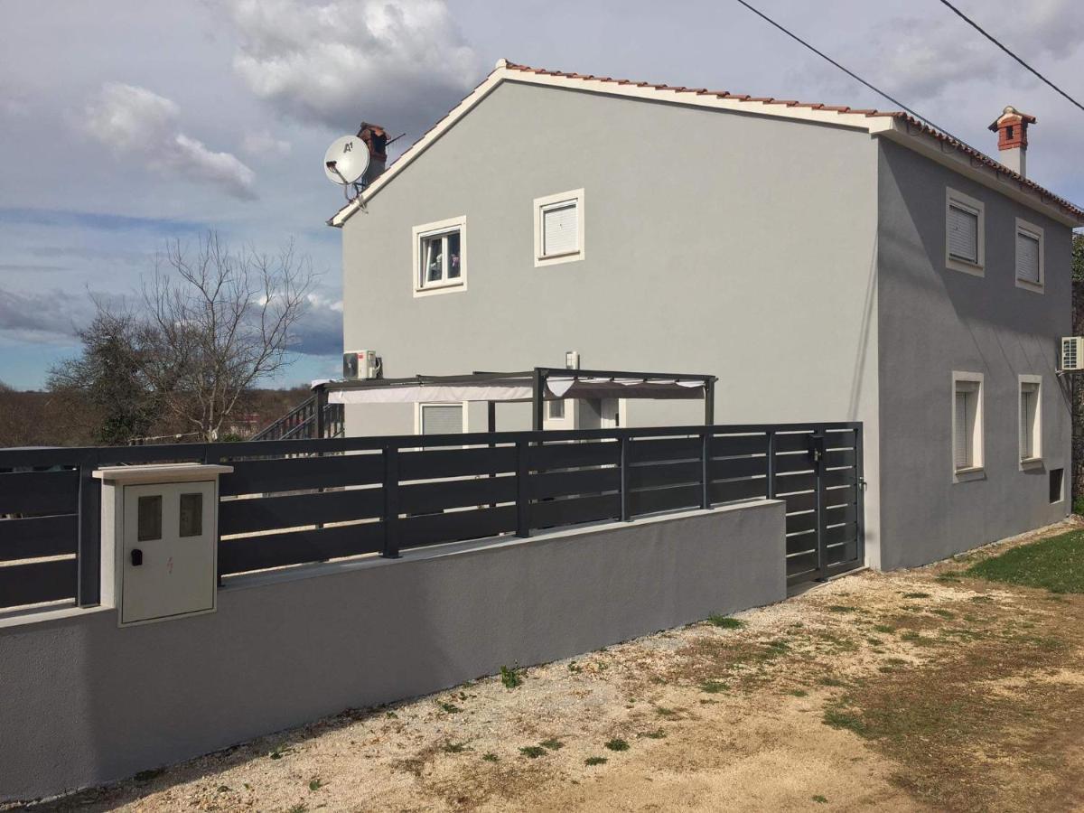 Apartmani Dokic Bale Bagian luar foto