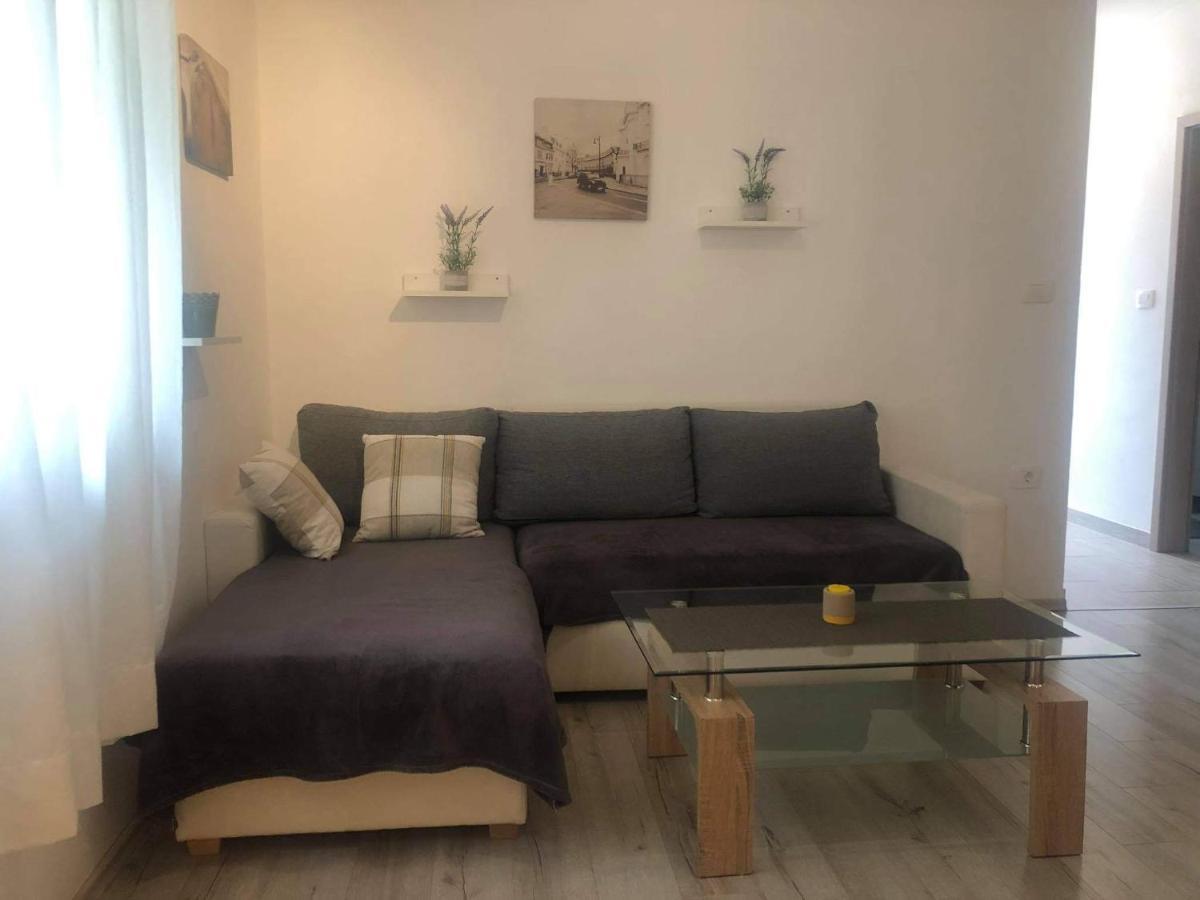 Apartmani Dokic Bale Bagian luar foto