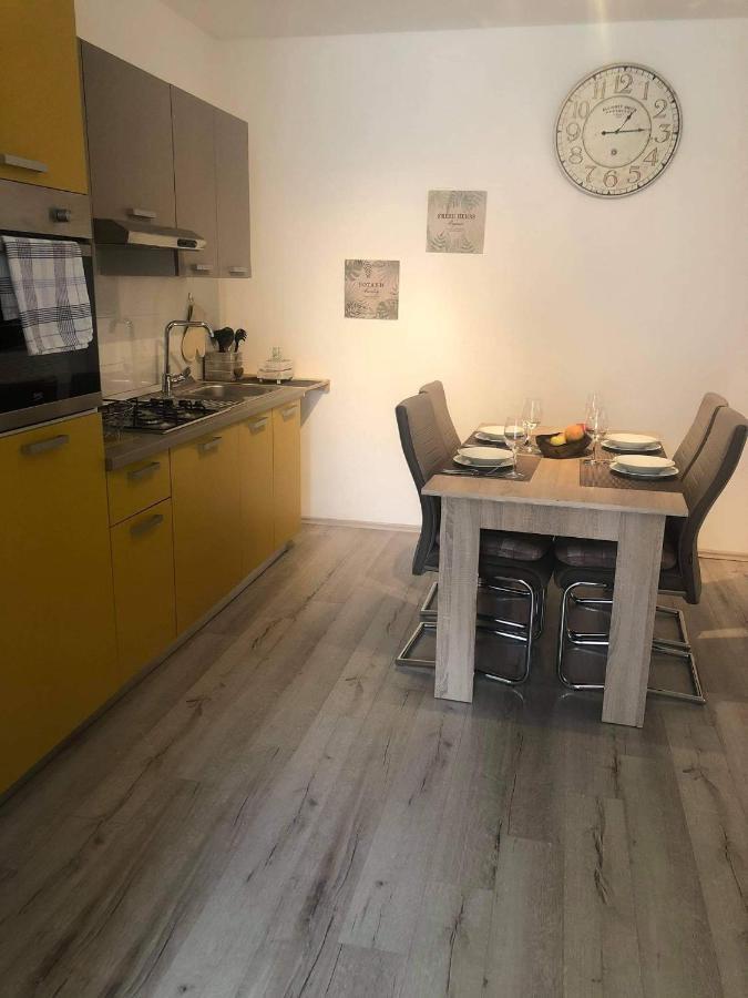 Apartmani Dokic Bale Bagian luar foto