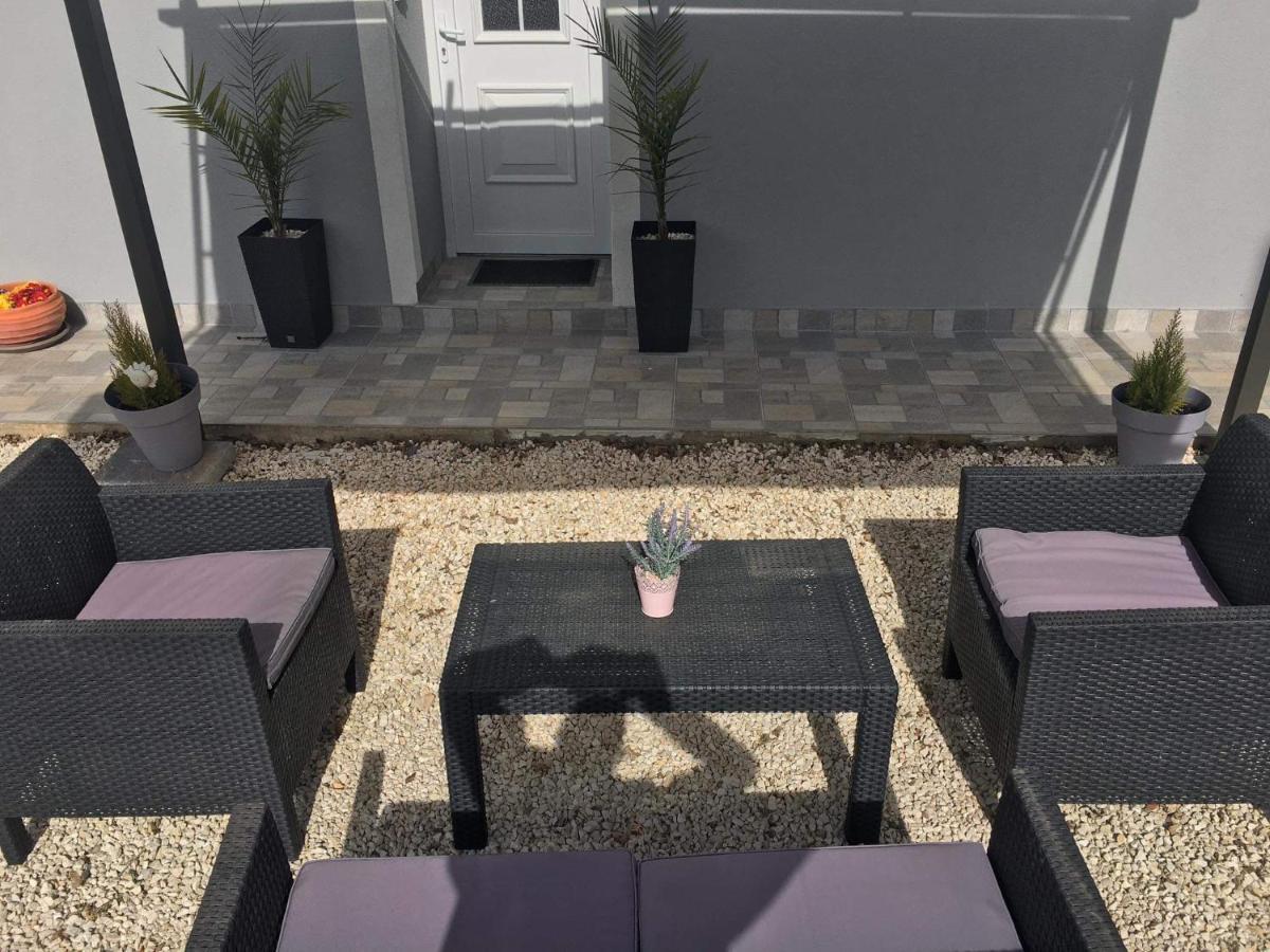 Apartmani Dokic Bale Bagian luar foto