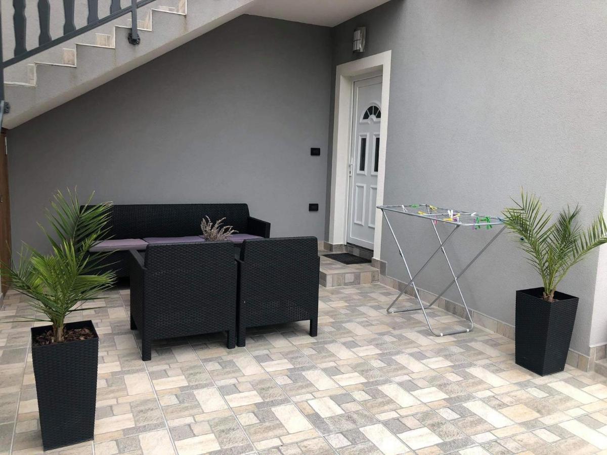 Apartmani Dokic Bale Bagian luar foto