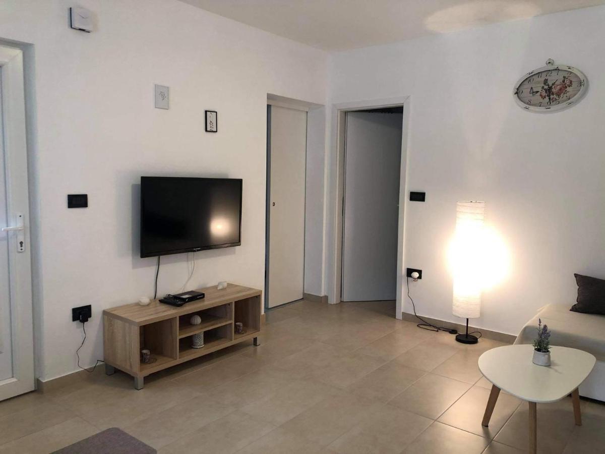 Apartmani Dokic Bale Bagian luar foto