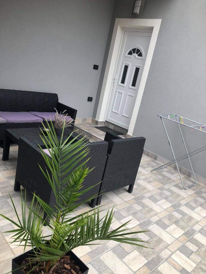 Apartmani Dokic Bale Bagian luar foto
